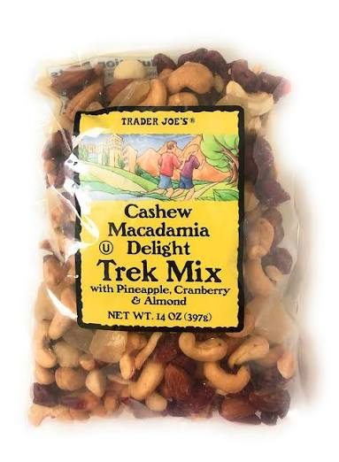 Trader Joe's Cashew Macadamia Delight Trek Mix, 397g